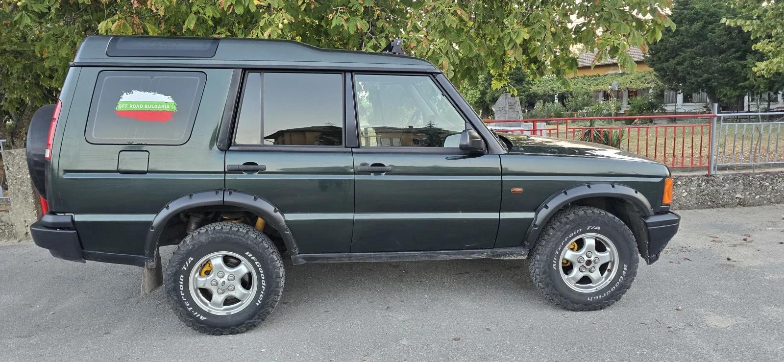 Land Rover Discovery, снимка 3 - Автомобили и джипове - 56371351