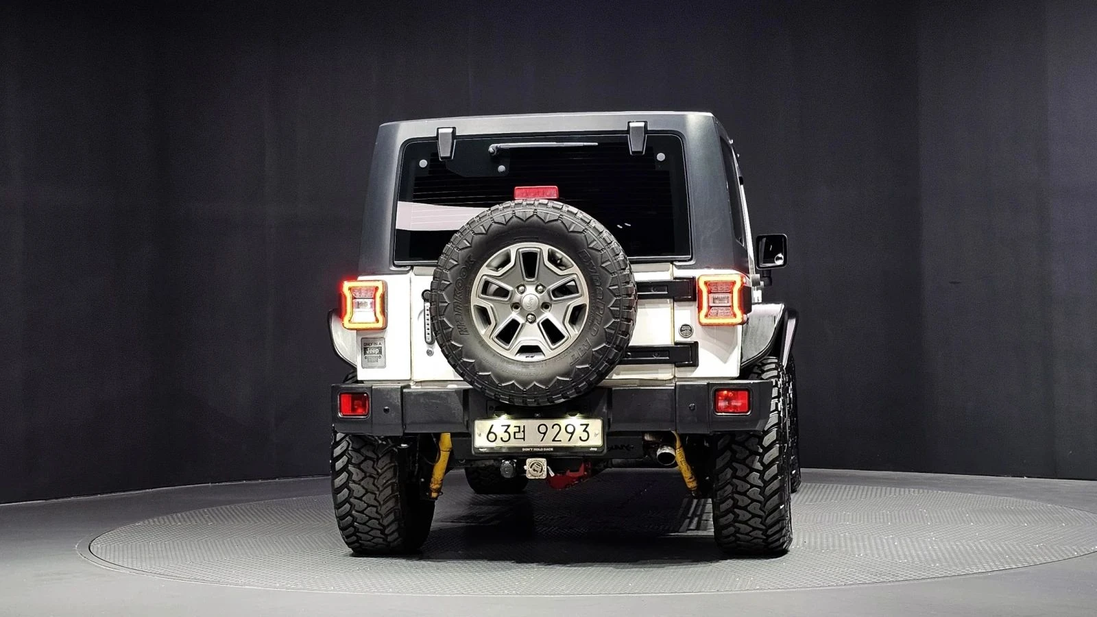 Jeep Wrangler, снимка 4 - Автомобили и джипове - 56719772
