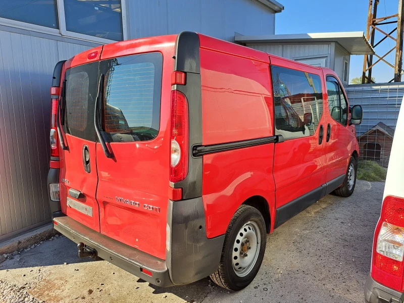 Opel Vivaro 2.0d/КЛИМА/196000км/EUR5/2012, снимка 2 - Бусове и автобуси - 47400091