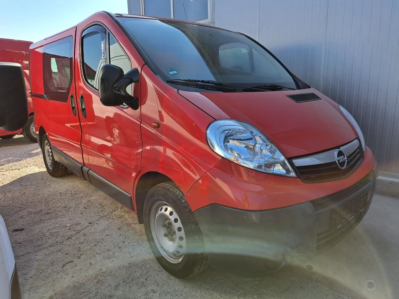 Opel Vivaro 2.0d/КЛИМА/196000км/EUR5/2012, снимка 1 - Бусове и автобуси - 47400091