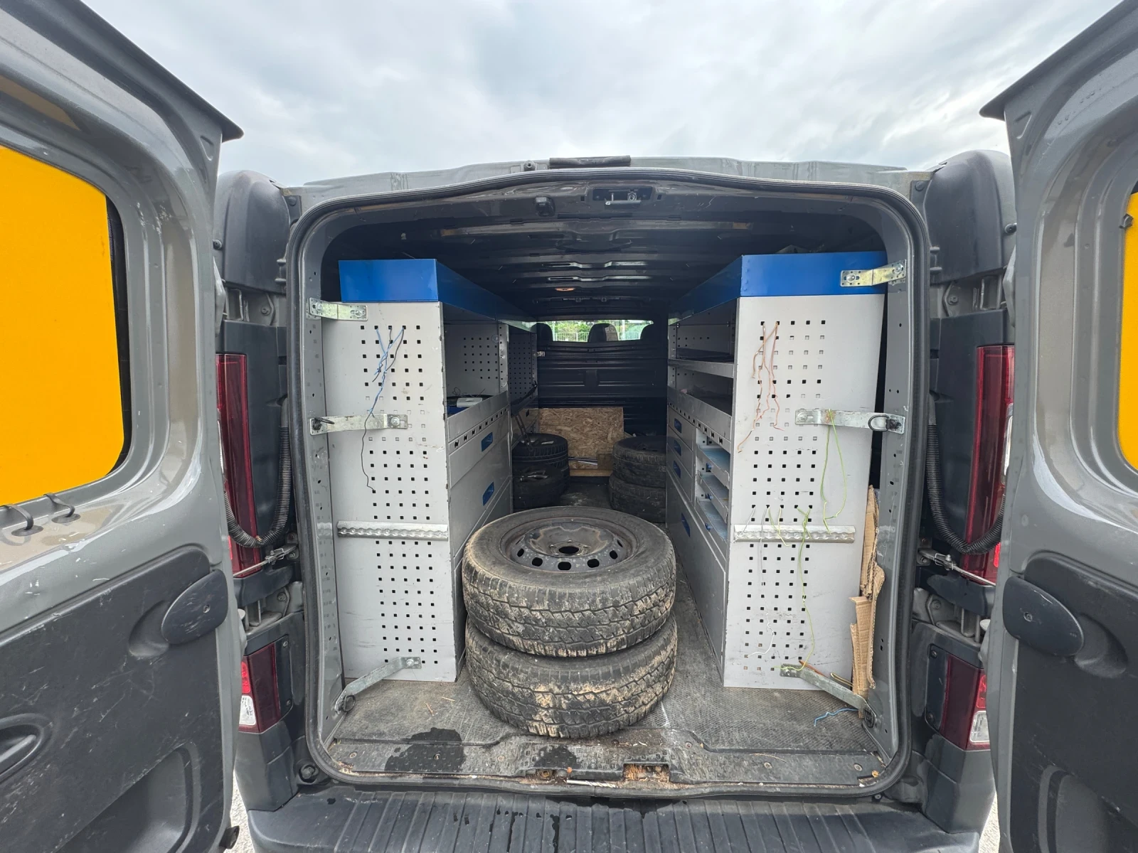 Opel Vivaro теглич, sortimo, снимка 12 - Бусове и автобуси - 54517100