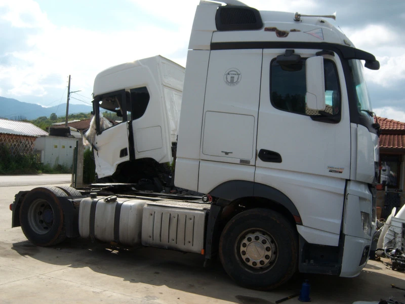 Mercedes-Benz Actros 1845 MP4, снимка 2 - Камиони - 42341411