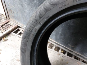 Гуми Зимни 235/55R19, снимка 8