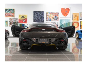 Aston Martin V12 Vantage, снимка 7 - Автомобили и джипове - 53647074