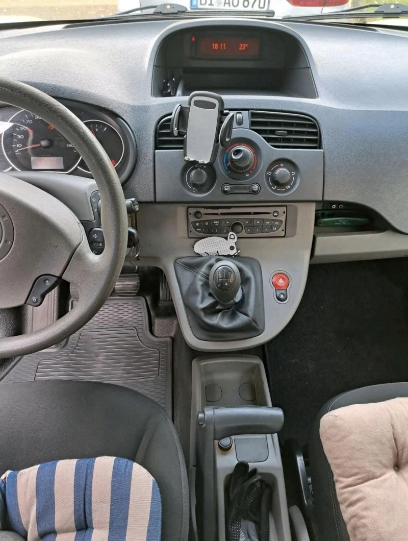 Renault Kangoo покривен трансформатор, снимка 7 - Автомобили и джипове - 47378878