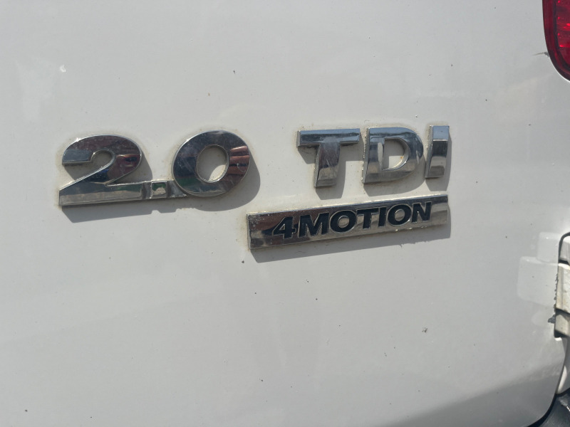 VW Caddy 2.0 tdi 4-Motion, снимка 14 - Автомобили и джипове - 46305334