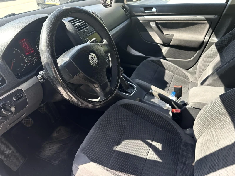 VW Jetta, снимка 6 - Автомобили и джипове - 48439976