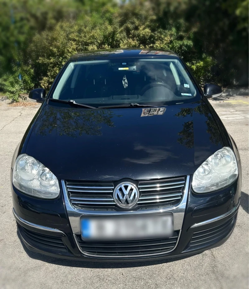 VW Jetta, снимка 1 - Автомобили и джипове - 48439976