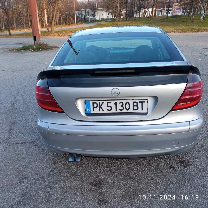 Mercedes-Benz CLC спорт купе, снимка 2 - Автомобили и джипове - 52585309