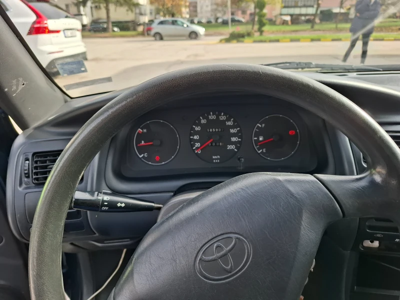 Toyota Corolla XL Ретро автомобил, снимка 11 - Автомобили и джипове - 52449133