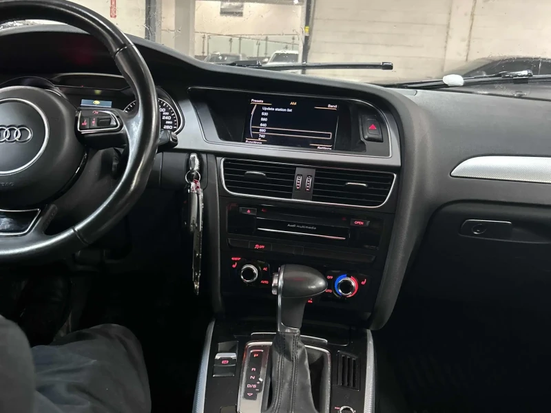 Audi A4 Allroad QUATTRO* PREMIUM* KEYLESS* АвтоКредит(ЦЕНА ДО БГ), снимка 7 - Автомобили и джипове - 53586957