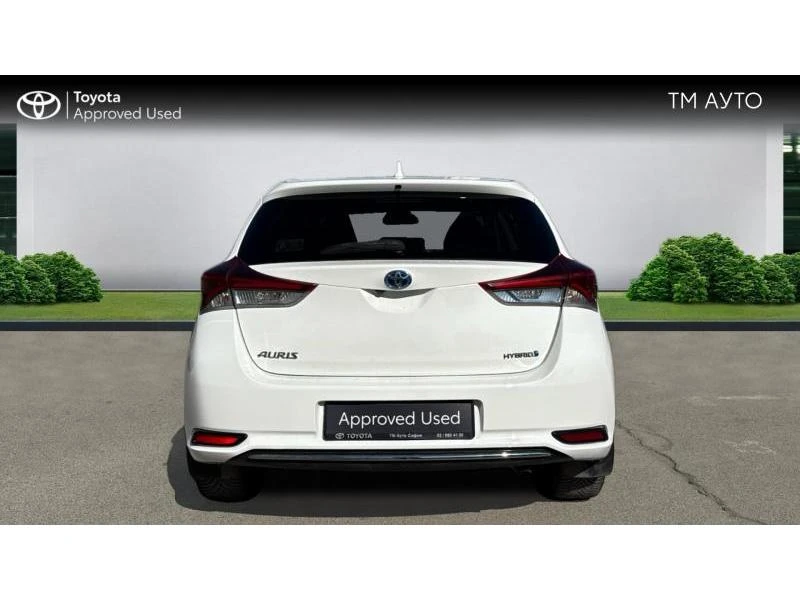 Toyota Auris 1.8 HSD LUNA PLUS, снимка 4 - Автомобили и джипове - 49436227