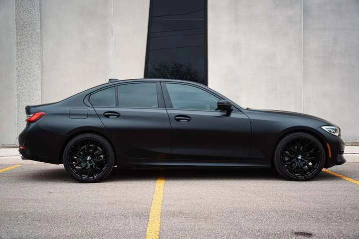 BMW 330 330i xDrive Sedan, снимка 4 - Автомобили и джипове - 54340750