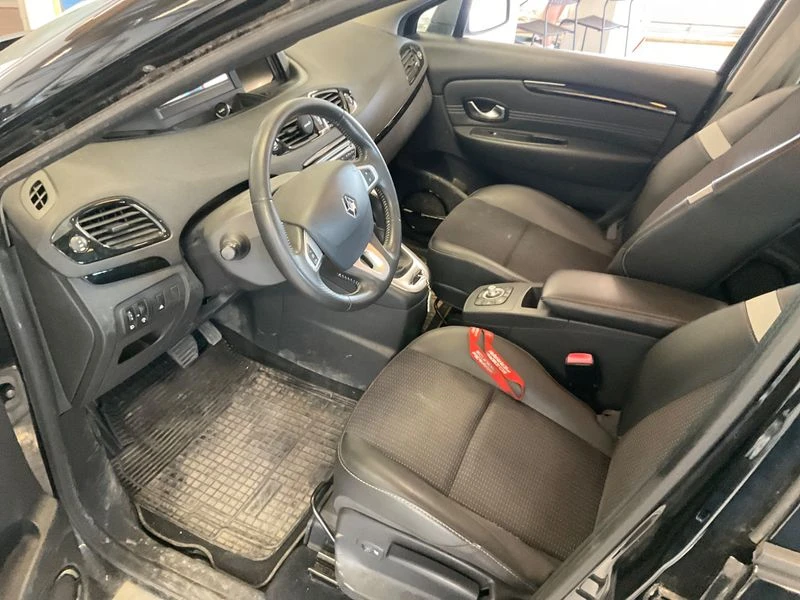 Renault Grand scenic Grand Scenic 1.5 dCi BOSE Edition, снимка 3 - Автомобили и джипове - 55387597