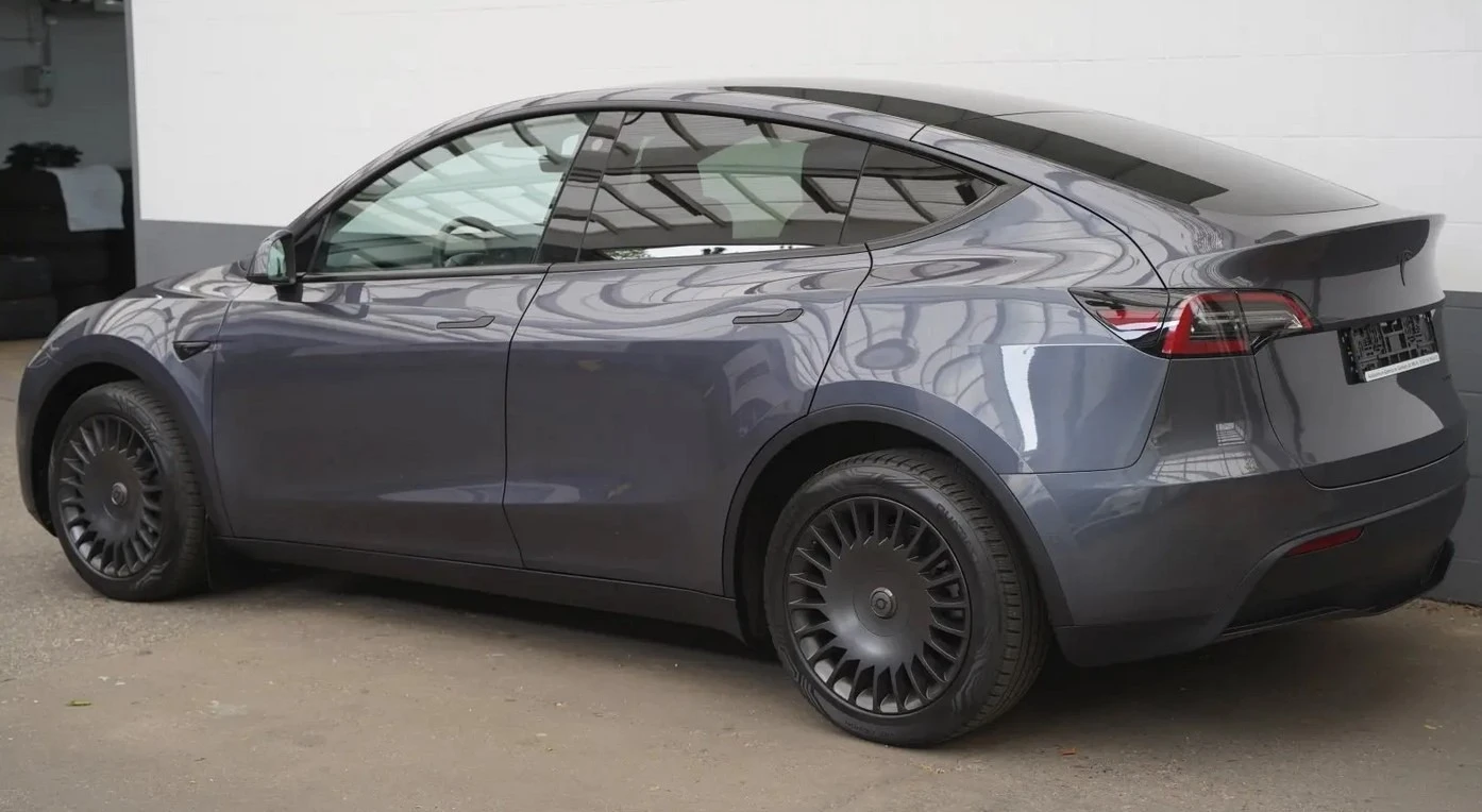 Tesla Model Y  4х4 Европейска Гаранция - изображение 4