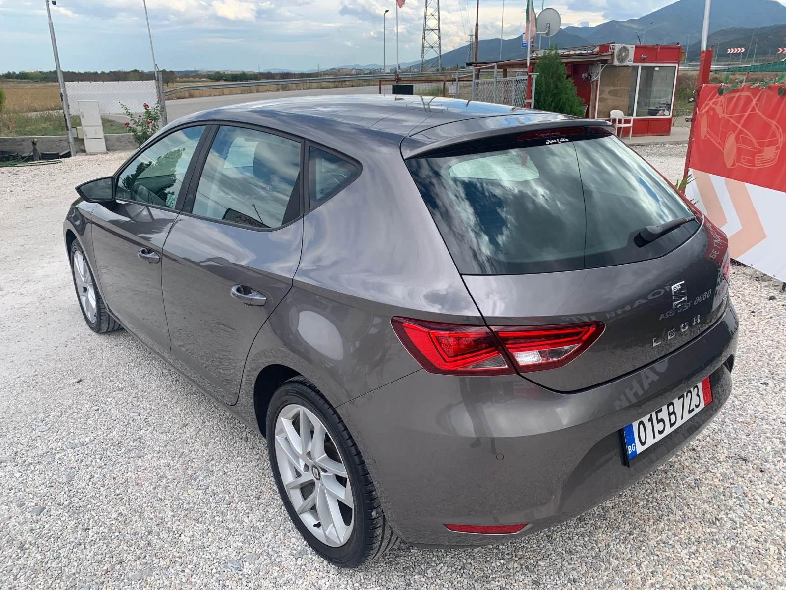 Seat Leon 1.6TDI - изображение 6