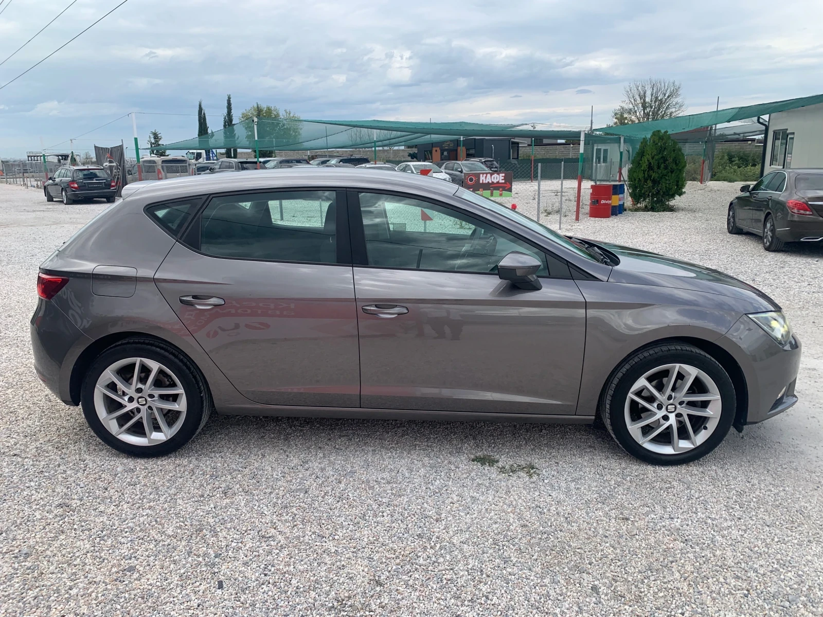 Seat Leon 1.6TDI - изображение 5