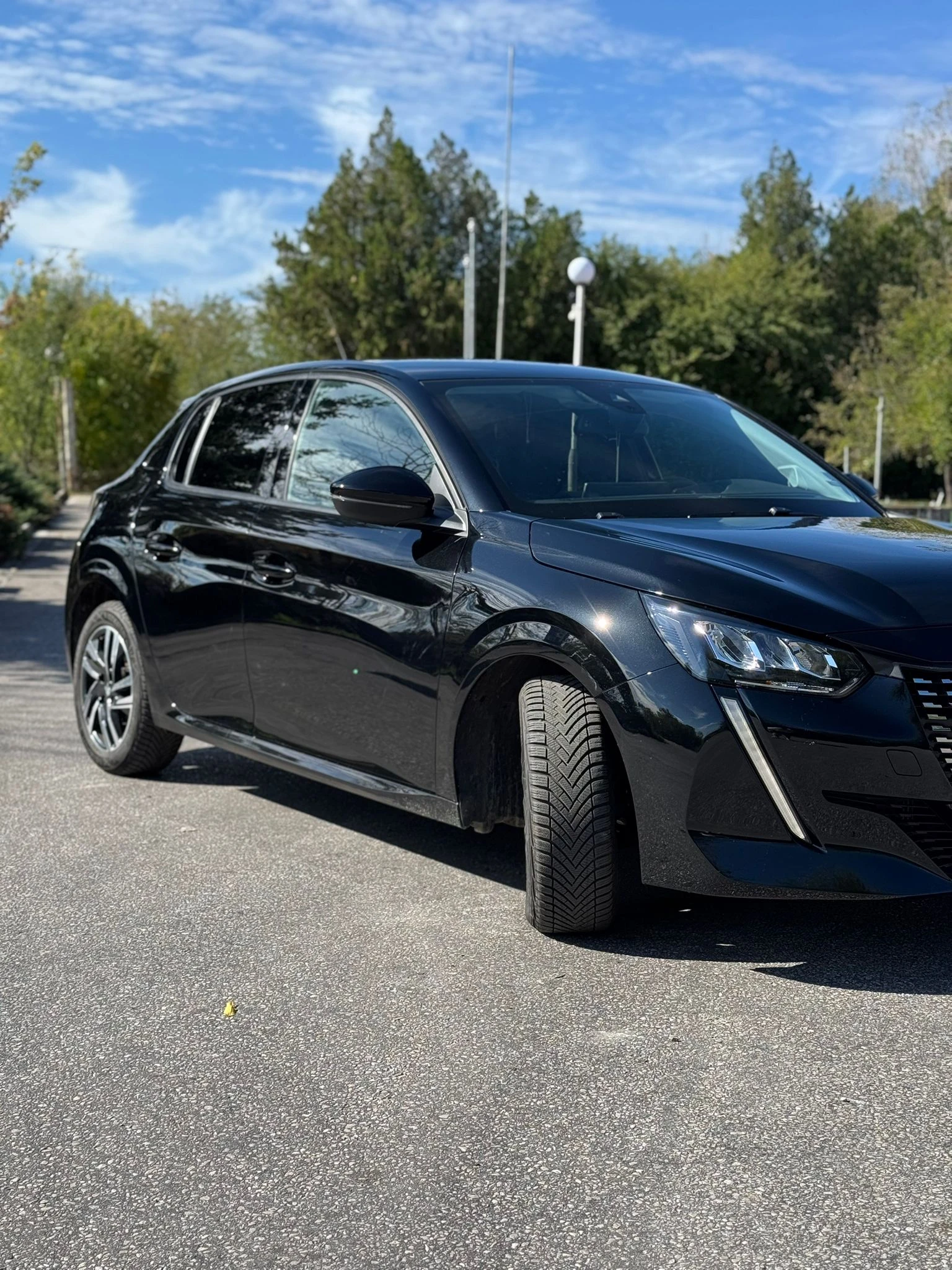 Peugeot 208  - изображение 4