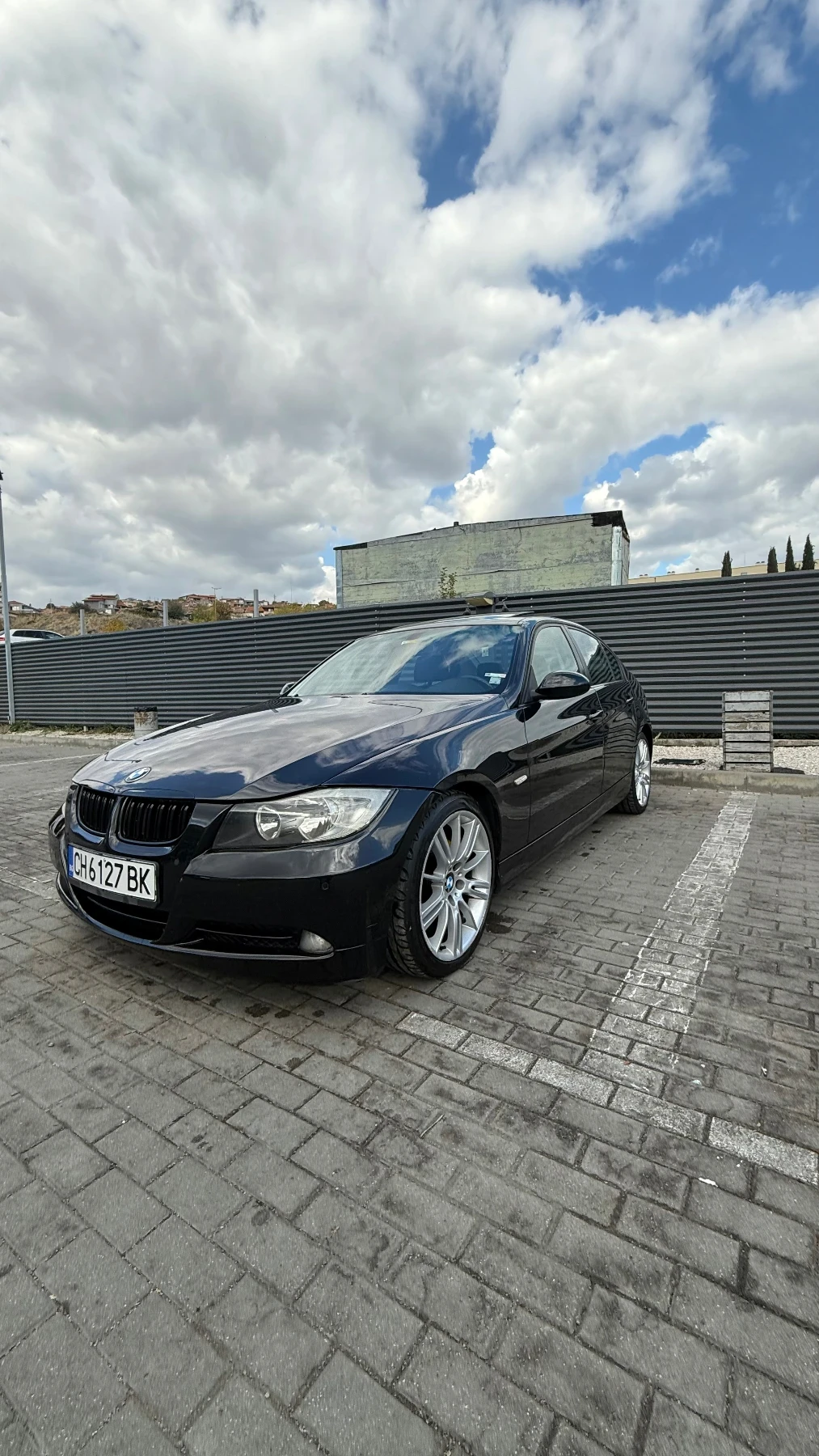 BMW 320  - изображение 4