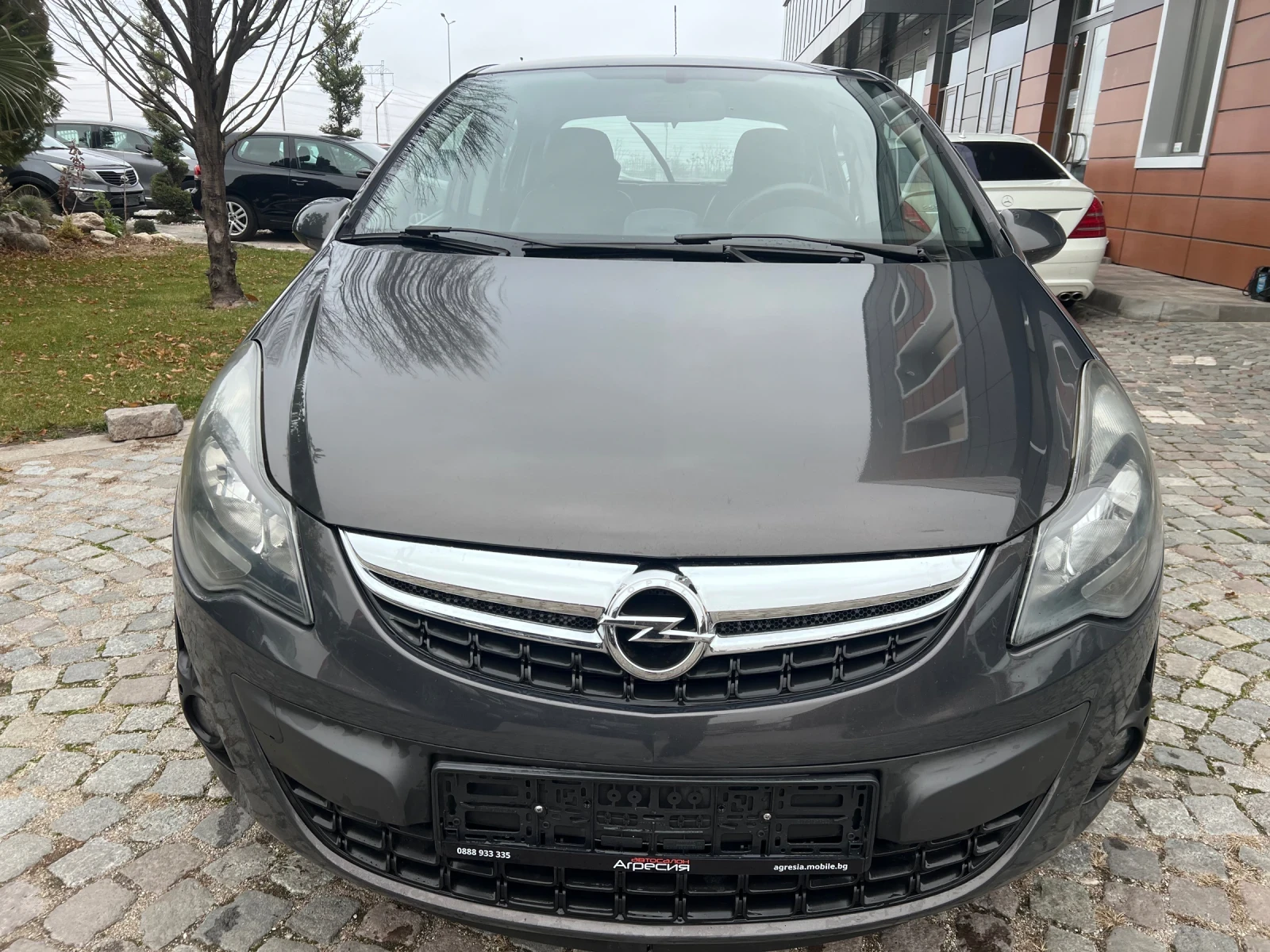 Opel Corsa 1.2 GPL - изображение 2