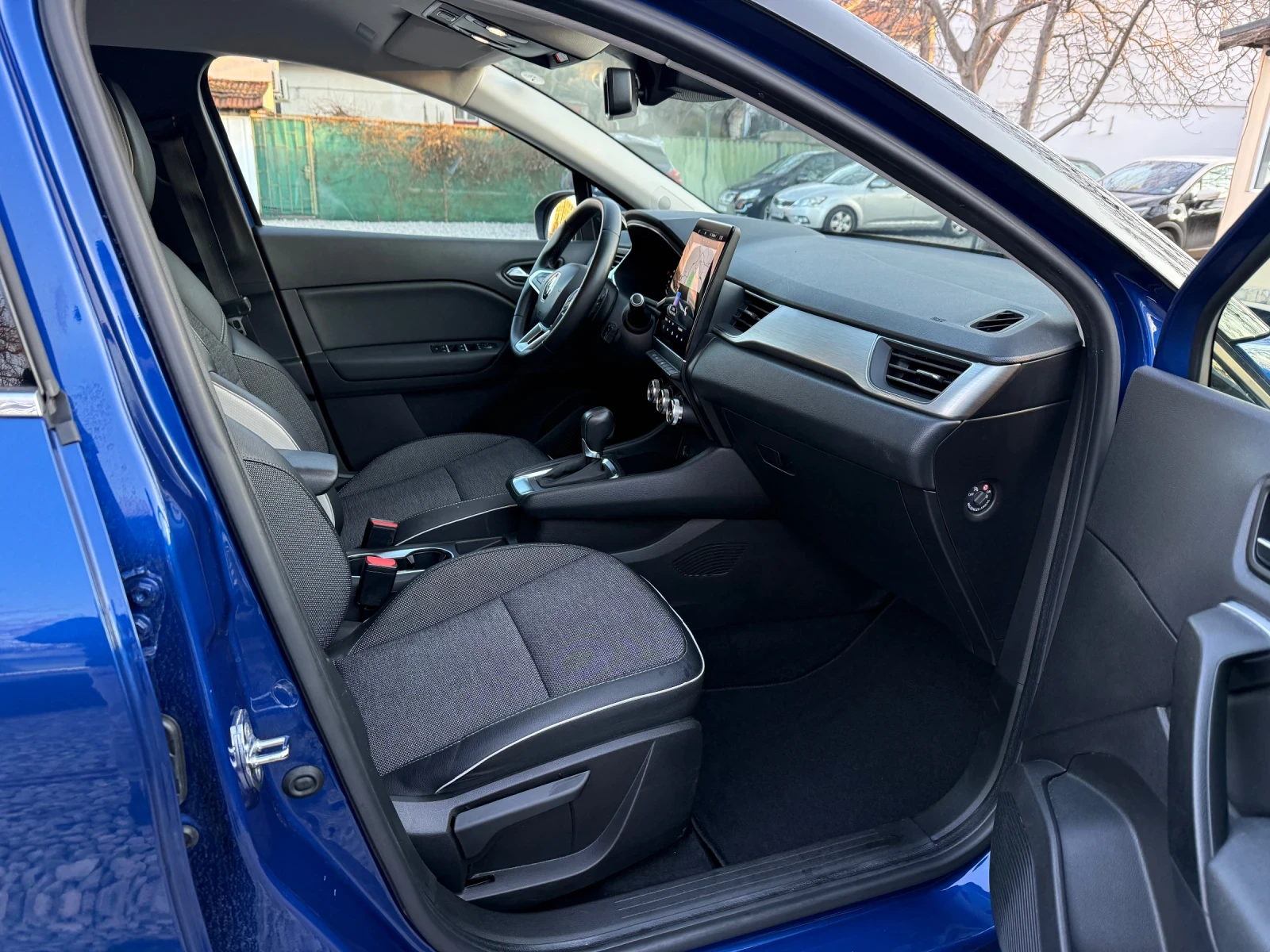 Renault Captur 1.3TCe Techno EDC 140.. ! FULL! EURO6d | Mobile.bg   13