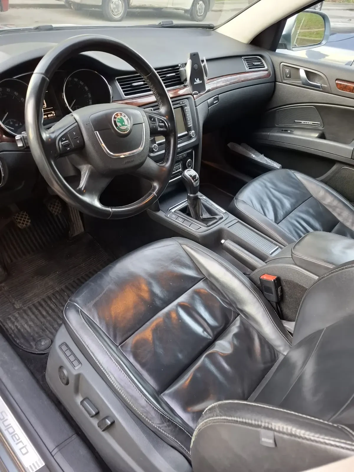 Skoda Superb 2.0TDI 4x4  - изображение 10