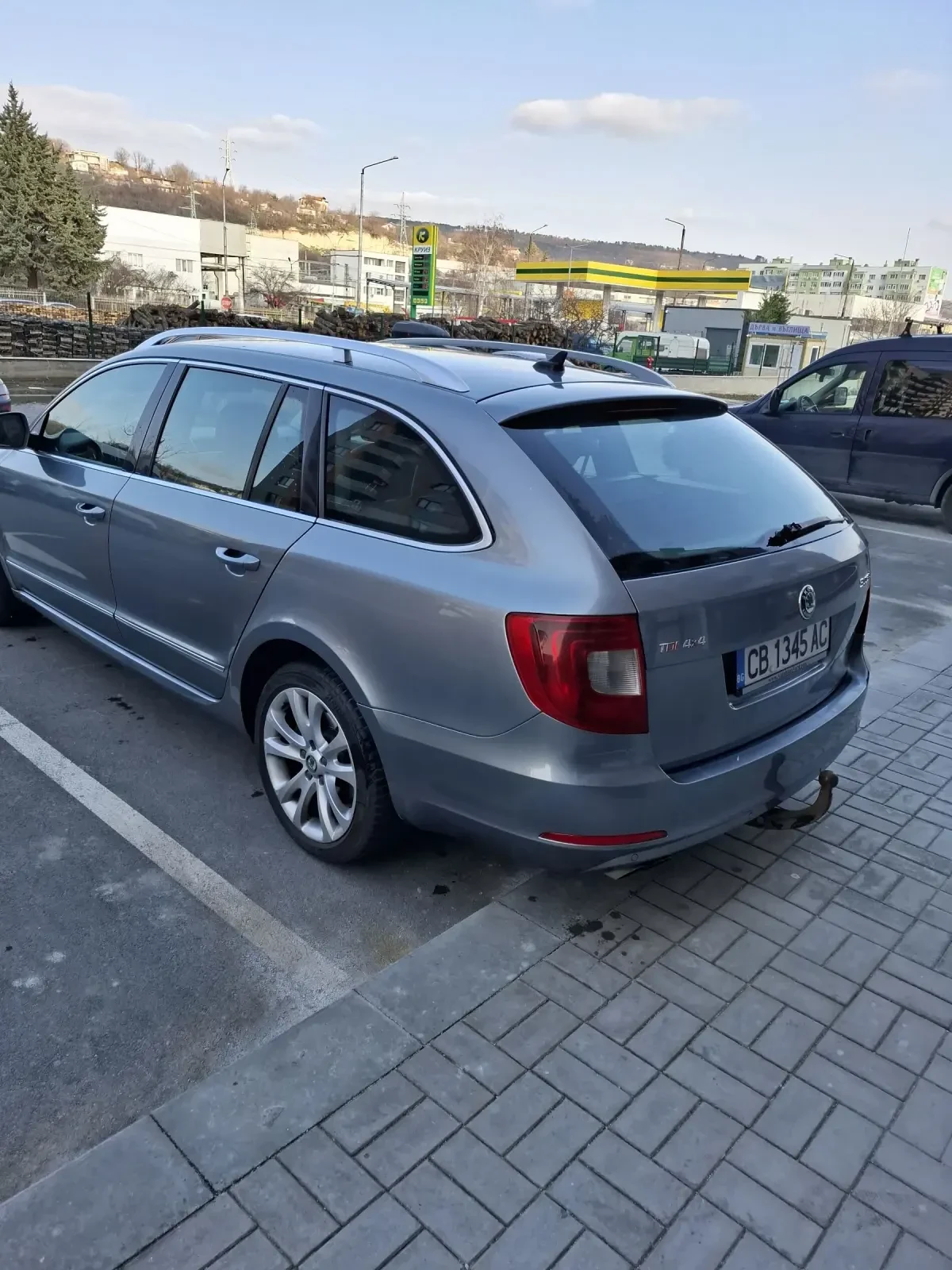 Skoda Superb 2.0TDI 4x4  - изображение 6