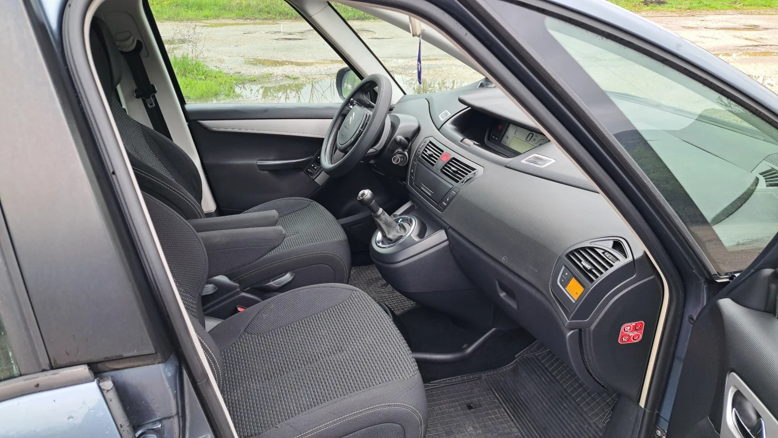 Citroen C4 Picasso  - изображение 10