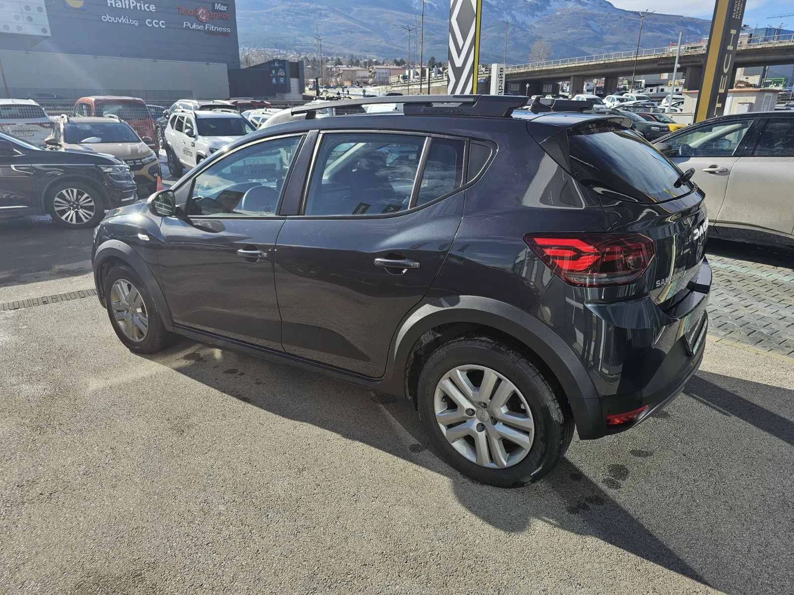 Dacia Sandero 1.0 TCe 90 Stop&Start - изображение 4