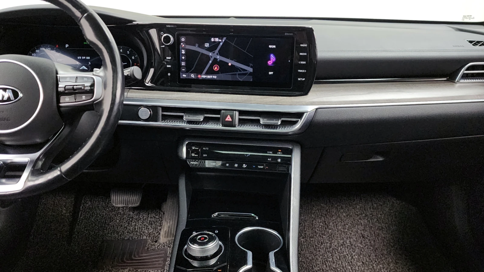 Kia K5 2.0 NOBLESSE autogeorge.com, снимка 14 - Автомобили и джипове - 54111728