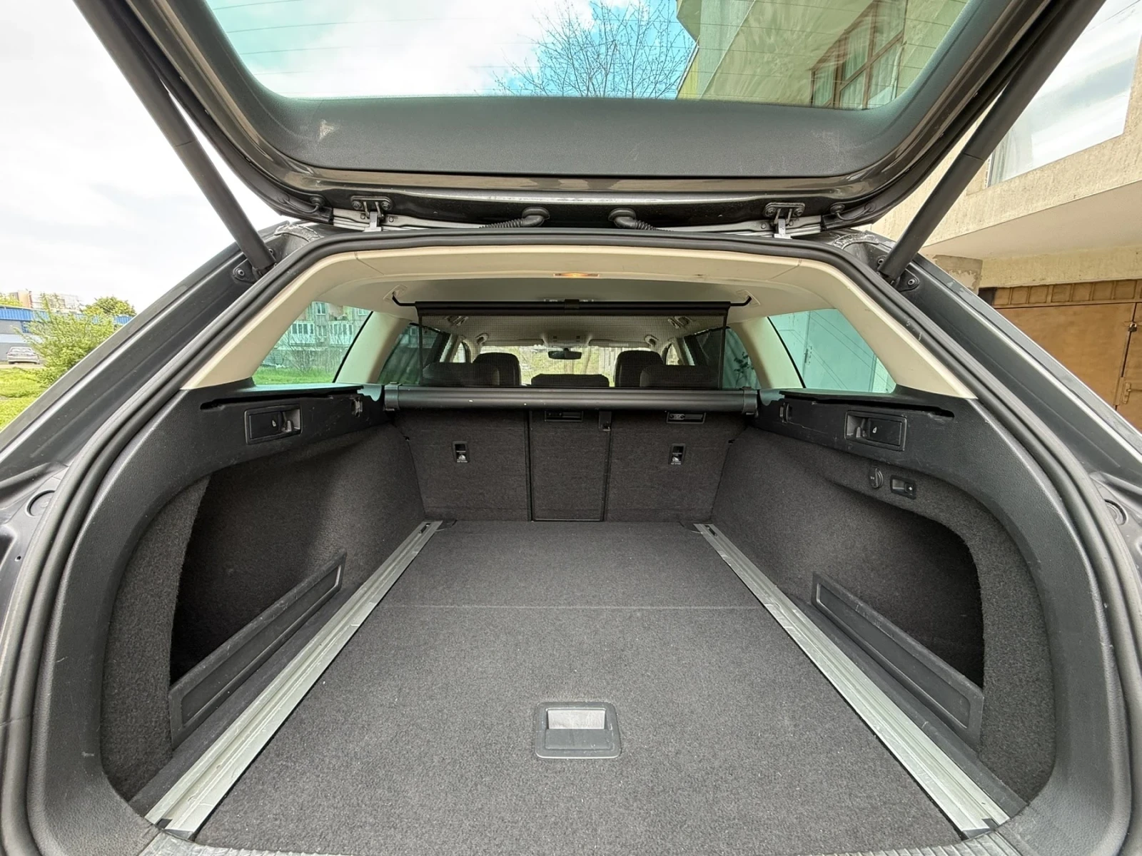 VW Passat Alltrack 4x4, снимка 15 - Автомобили и джипове - 54336245