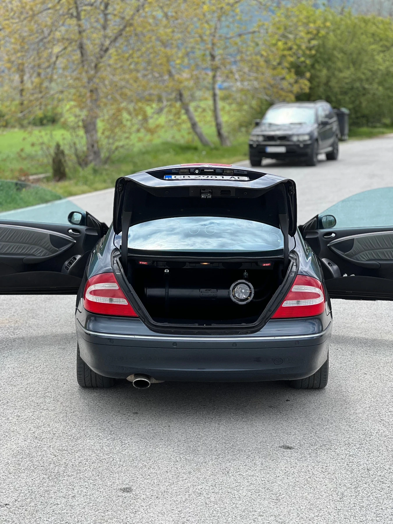 Mercedes-Benz CLK W209, снимка 5 - Автомобили и джипове - 54411188
