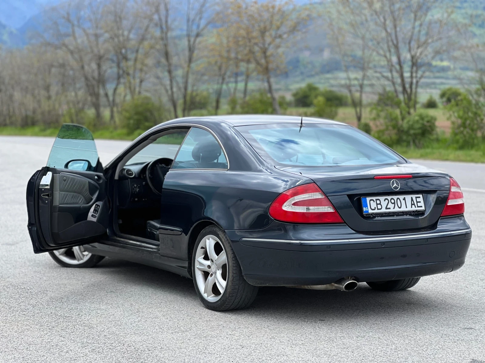 Mercedes-Benz CLK W209, снимка 3 - Автомобили и джипове - 54411188