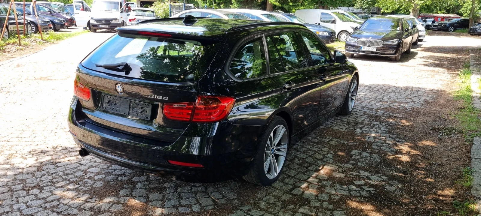 BMW 320 2.0D, снимка 3 - Автомобили и джипове - 54609860