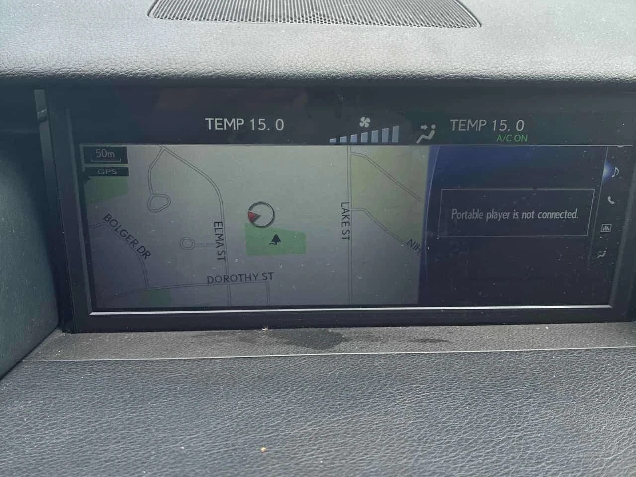 Lexus IS 300 * 4dr Sdn AWD * ПОДГРЕВИ * ШИБИДАХ * KEYLESS * , снимка 17 - Автомобили и джипове - 54641375