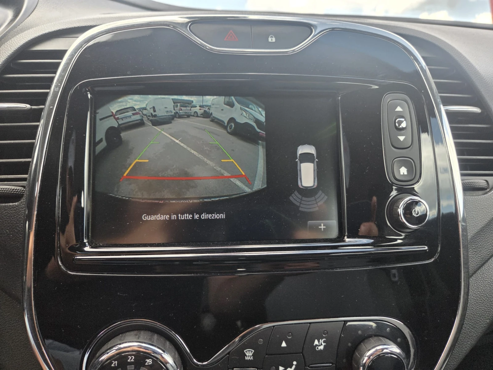 Renault Captur 1.5 dci , снимка 12 - Автомобили и джипове - 54968571