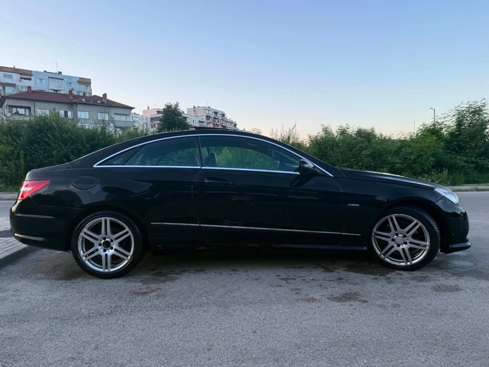 Mercedes-Benz E 250, снимка 7 - Автомобили и джипове - 54999962