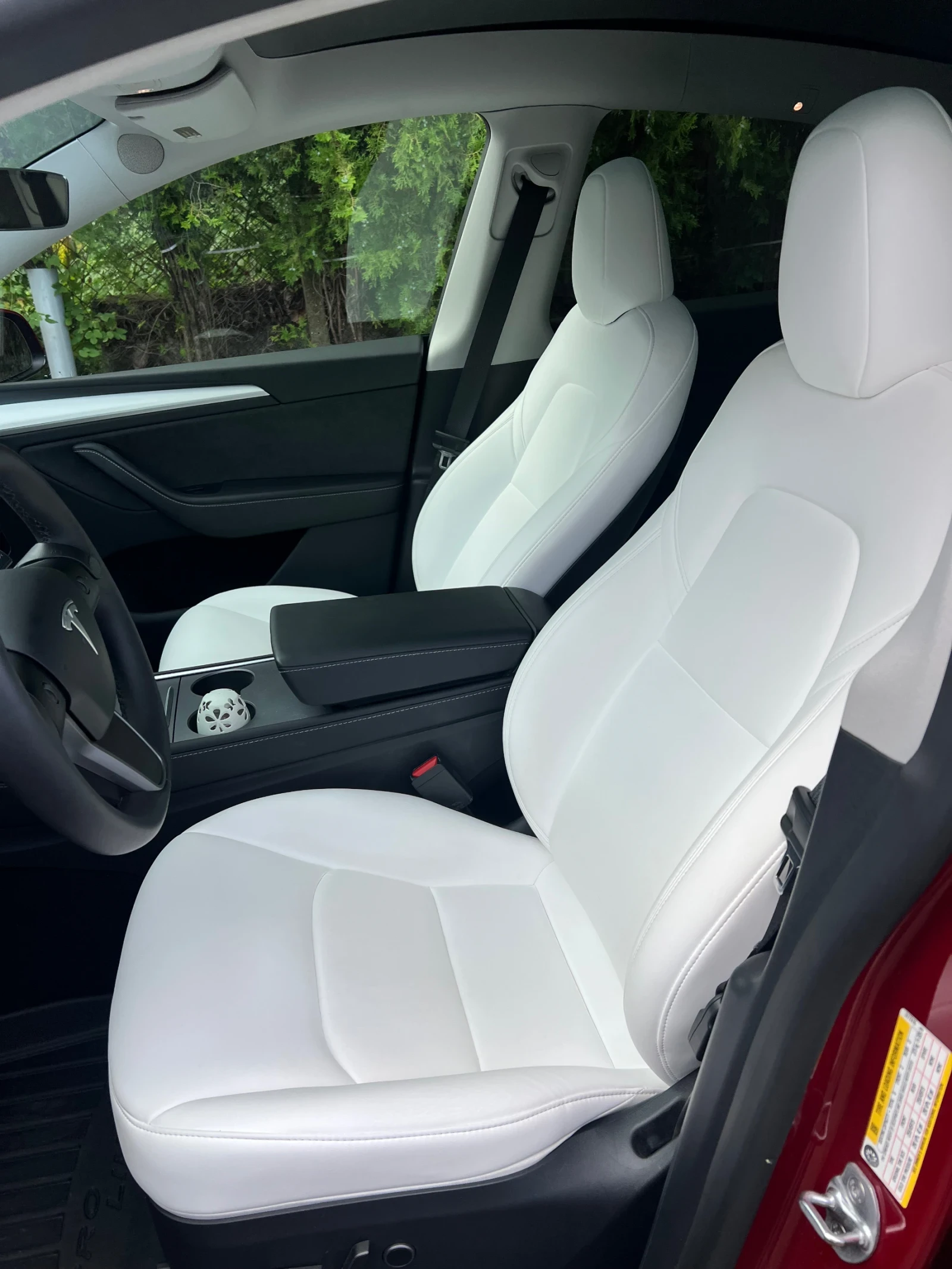 Tesla Model Y LONG RANGE RWD, снимка 9 - Автомобили и джипове - 55021373