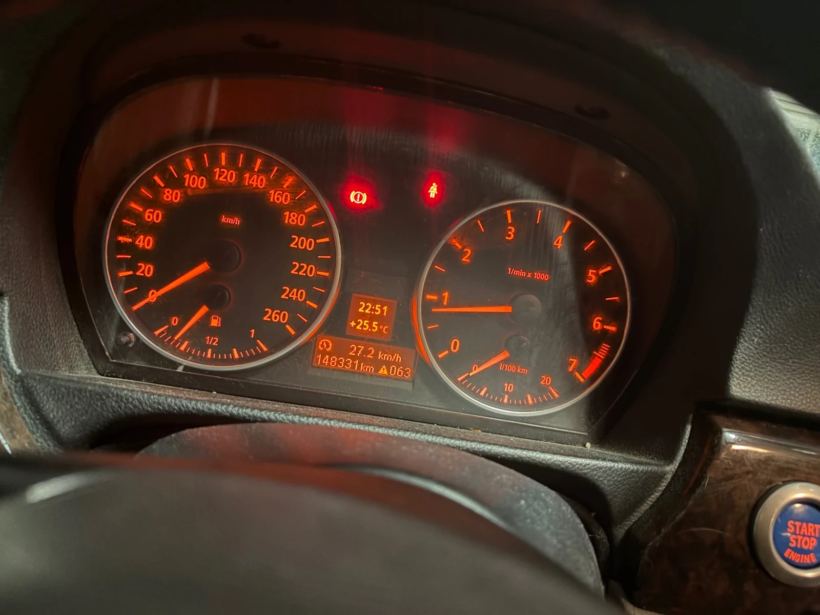 BMW 320 150000 РЕАЛНИ КМ ПРОЧЕТИ ОПИСАНИЕТО!, снимка 10 - Автомобили и джипове - 55704041