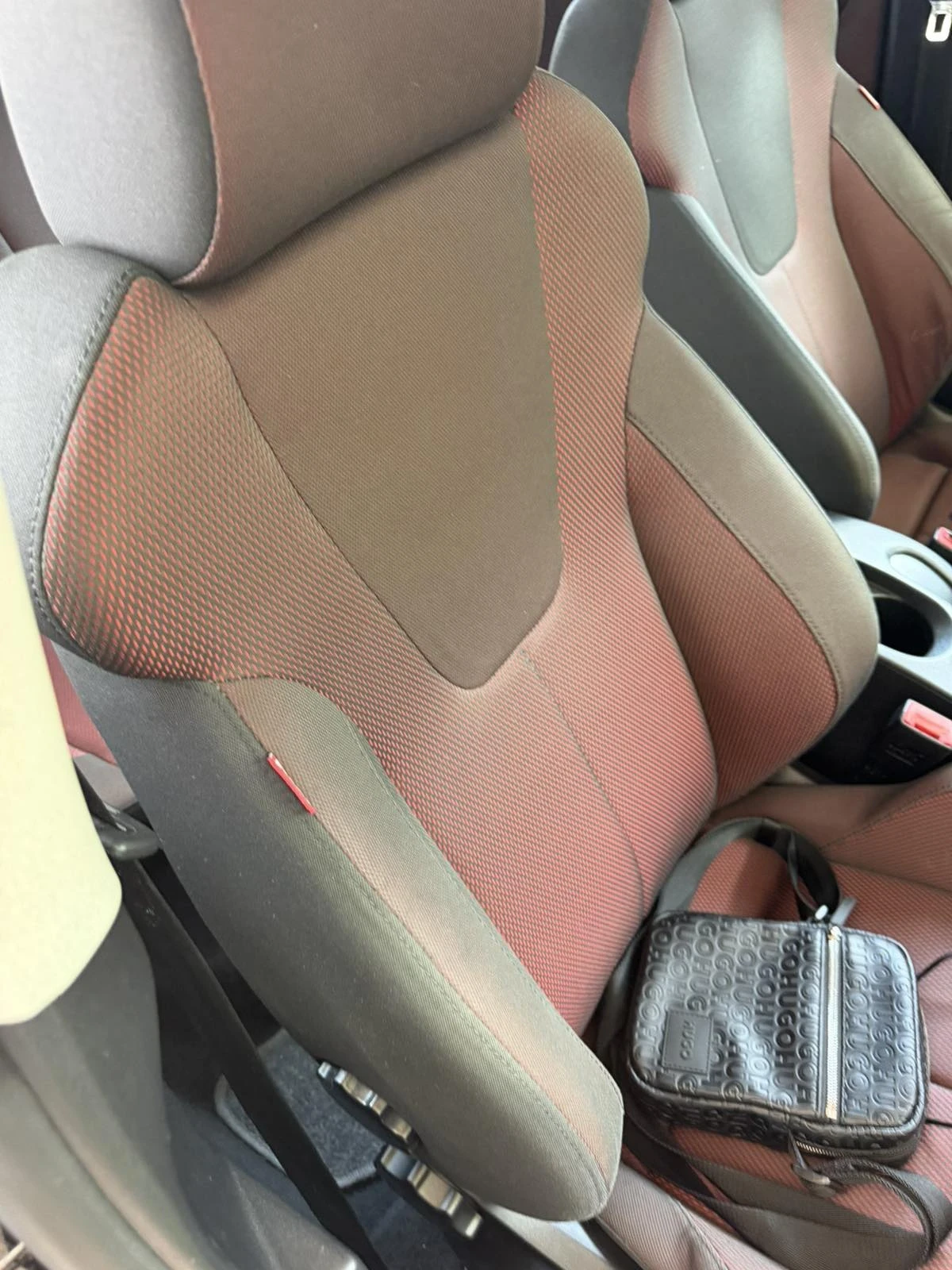 Seat Leon  Нова!Нов внос!Реални км!, снимка 13 - Автомобили и джипове - 55884396