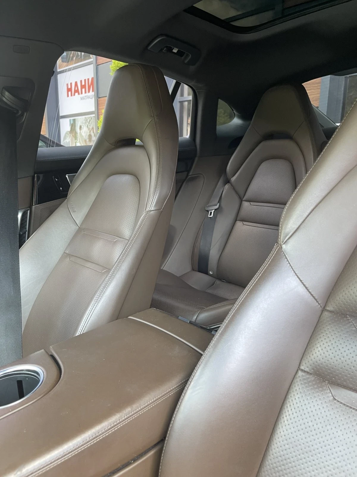 Porsche Panamera, снимка 10 - Автомобили и джипове - 56618381
