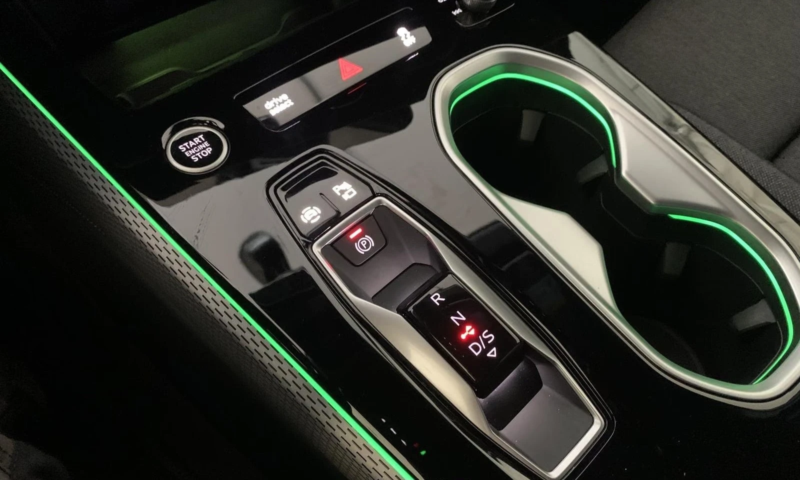 Audi A6 40 TDI AVANT S-LINE 360-CAMERA MATRIX BLACK-OPTIC | Mobile.bg � ����������� 7