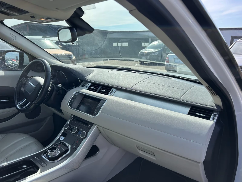 Land Rover Evoque 2.2TD4 4X4 AVTOMAT/NAVI/KOJA EURO 5, снимка 11 - Автомобили и джипове - 49438342