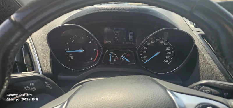 Ford Kuga, снимка 6 - Автомобили и джипове - 51301518