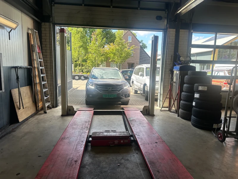 Honda Cr-v 2.0-EXECUTIVE-AUTOMAT-4x4-DISTRNONIC-ОЧАКВАН ВНОС!, снимка 4 - Автомобили и джипове - 51672756