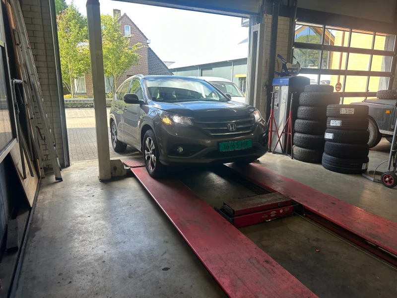 Honda Cr-v 2.0-EXECUTIVE-AUTOMAT-4x4-DISTRNONIC-ОЧАКВАН ВНОС!, снимка 3 - Автомобили и джипове - 51672756