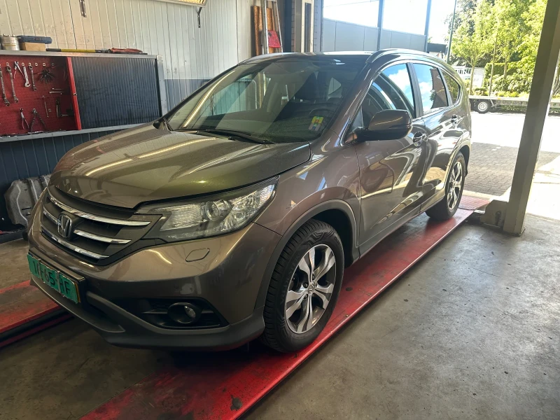 Honda Cr-v 2.0-EXECUTIVE-AUTOMAT-4x4-DISTRNONIC-ОЧАКВАН ВНОС!, снимка 2 - Автомобили и джипове - 51672756