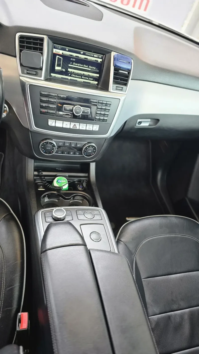 Mercedes-Benz ML 350 BlueTec Offroad Pack, снимка 9 - Автомобили и джипове - 52530384