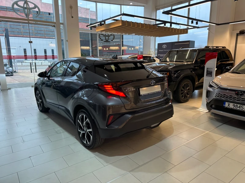 Toyota C-HR Trend, снимка 3 - Автомобили и джипове - 53099925