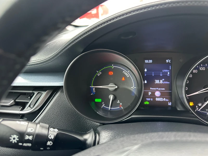 Toyota C-HR Trend, снимка 13 - Автомобили и джипове - 53099925